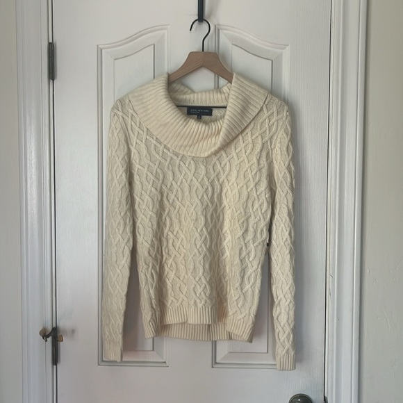 NWT Jones New York | Cableknit Wool/Angora Blend Fishermen Sweater Small - Picture 3 of 10
